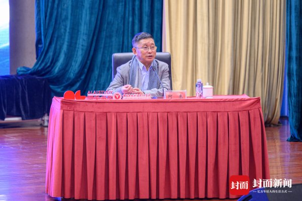 欧洲杯体育也曾推出多场“唐宋诗中的巴蜀与成都”系列讲座-Kaiyun网页版·「中国」开云官方网站 登录入口
