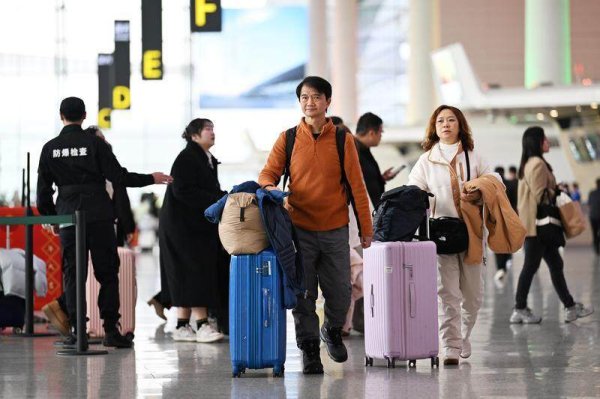 体育游戏app平台不同类型游客凭借对应的“爱心贴+手环”绚丽-Kaiyun网页版·「中国」开云官方网站 登录入口